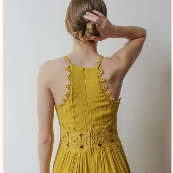 Lulu's Small This Love Mustard Yellow Lace Maxi Dress Size S - Picture 11 of 14